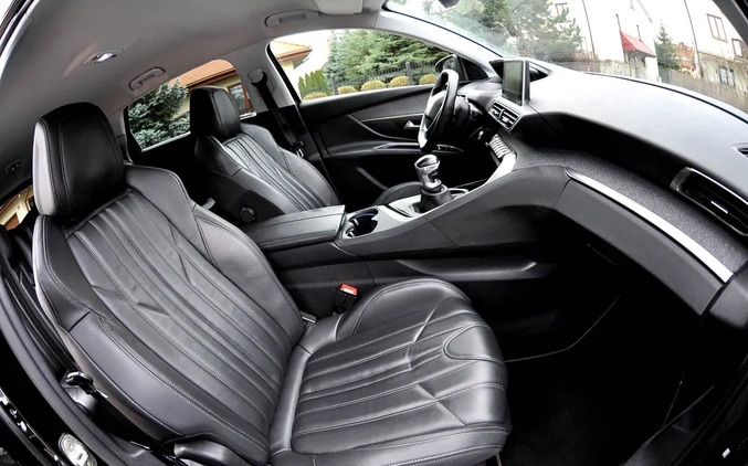 Peugeot 5008 cena 74900 przebieg: 160000, rok produkcji 2018 z Płock małe 562